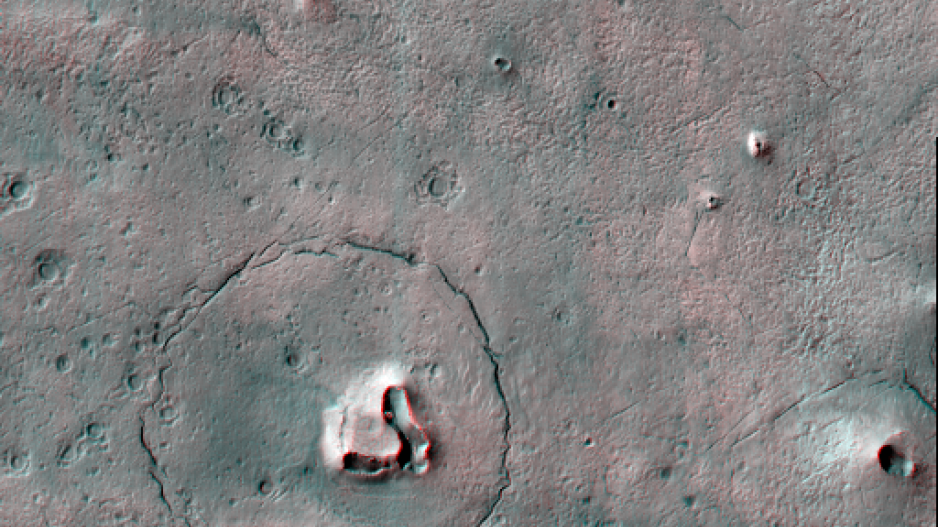 HiRES stereo anglyph of &quot;Bear Face&quot; on surface of Mars acquired in December, 2022